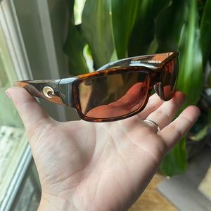 COSTA Women’s Polarized Sunglasses